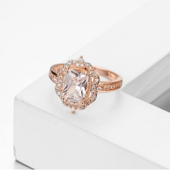 ROSE Gold CZ Stone Diamond Halo Square Ring Vintage - Picture 5 of 7
